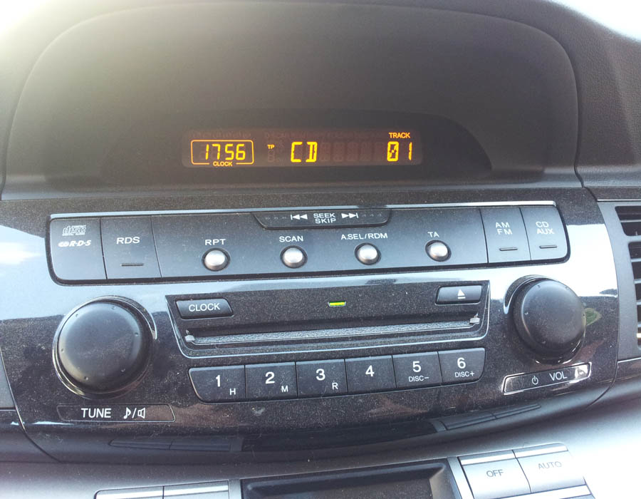 Honda FRV I-VTEC SE dash-display-screen